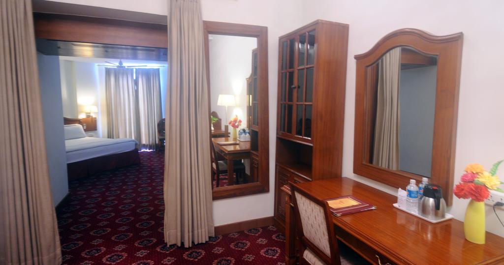 Hotel Jaipur Palace Cameră foto